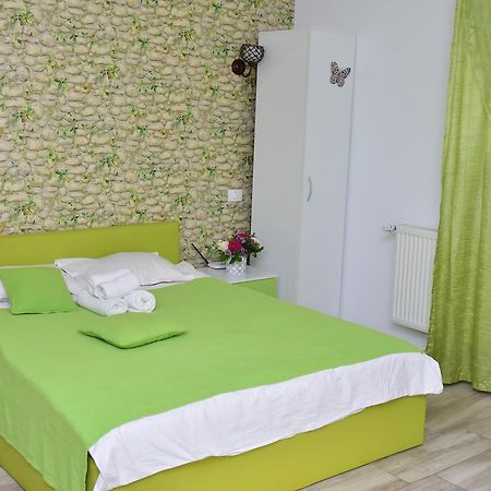 Cazare Fundeni Bucharest Exterior photo